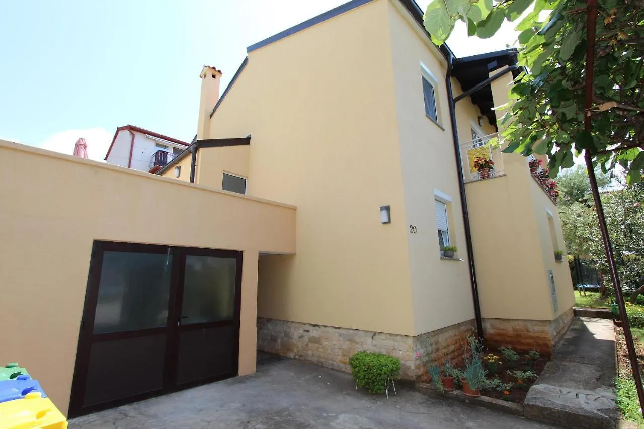 Apartment Rokov Ρόβινι